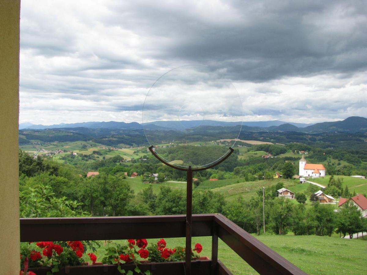 Holiday House Panorama Podcetrtek Esterno foto